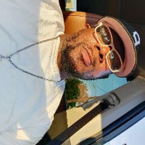 Meet your Posher, Raymond